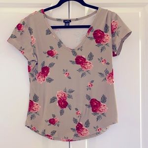 Tshirt with flowers